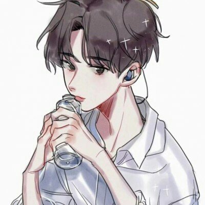景区回应女子和儿童落水挣扎